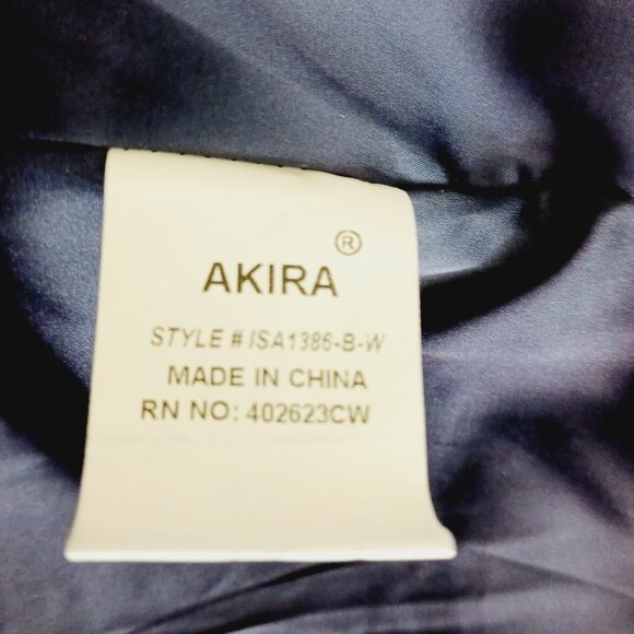 Akira, "What's the Tea" Navy Pinstripe Mini Pleated Skirt, Size XL, Inner Shorts - Picture 4 of 11